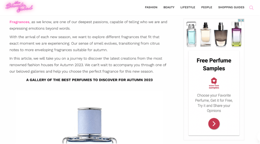 A webpage section from 'The Blonde Salad' blog with categories like Fashion, Beauty, Lifestyle, and People. The post discusses the importance of fragrances, seasonal changes, and offers a guide to the best perfumes for Autumn 2023. A sidebar advertises free perfume samples, encouraging readers to choose, try, and review them.